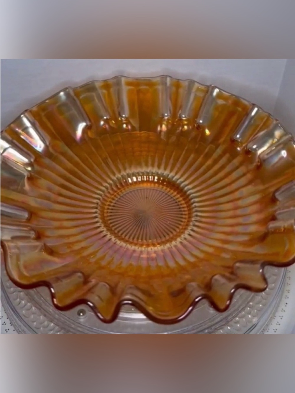 Vintage Fenton Stippled Rays Carnival Glass Bowl – Marigold / Apricot Iridescent
